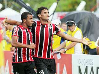 Lucas e William José formam o ataque da equipe nesta quinta-feira. (Foto: Gazeta Press)