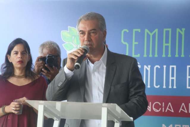 Reinaldo anuncia entrega de viaturas e estudo para novas loca&ccedil;&otilde;es