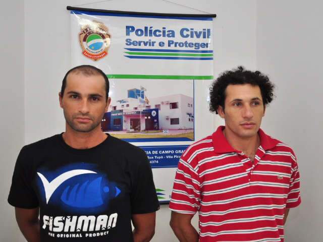  Pol&iacute;cia prende irm&atilde;os que mataram homem na frente do filho