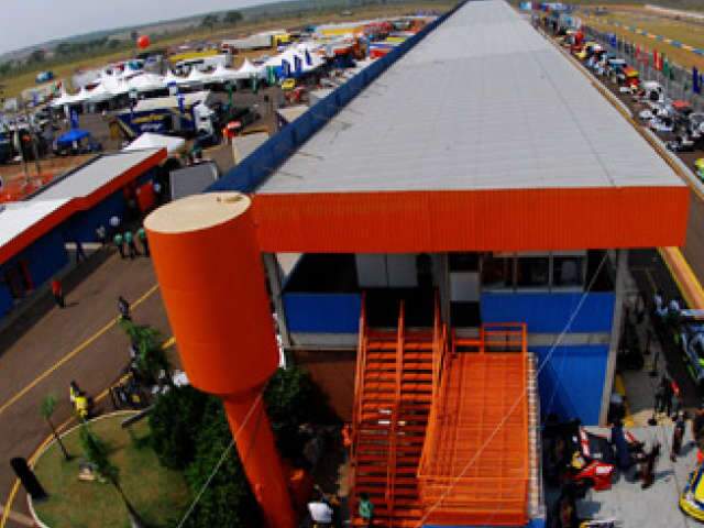  Pontos de venda iniciam comercializa&ccedil;&atilde;o de ingressos para Stock Car na Capital
