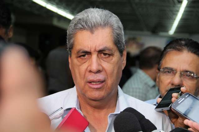 Governador nega press&atilde;o para abertura de vaga no TCE