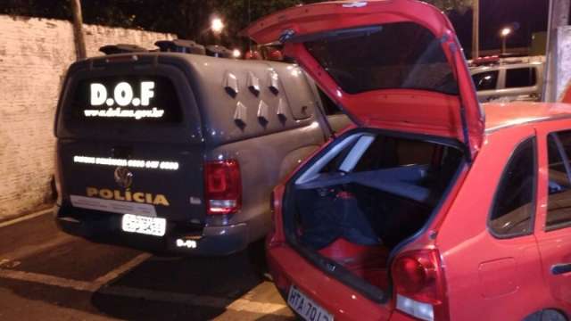 Ap&oacute;s persegui&ccedil;&atilde;o, DOF prende homem com pistola e 80 kg de maconha