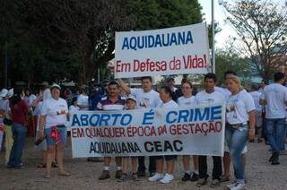 Grupos de várias cidades do Estado vieram para Capital participar de ato (Foto: Simão Nogueira)