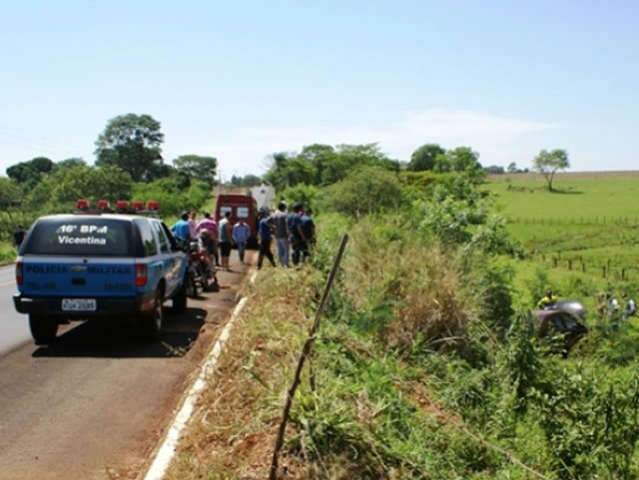  Ve&iacute;culo cai em barranco de 7 metros e motorista sai ileso na BR-376