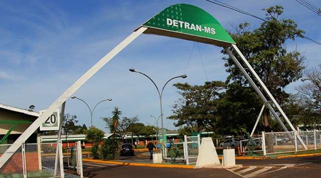 Detran abre 213 vagas para credenciamento de m&eacute;dicos em MS