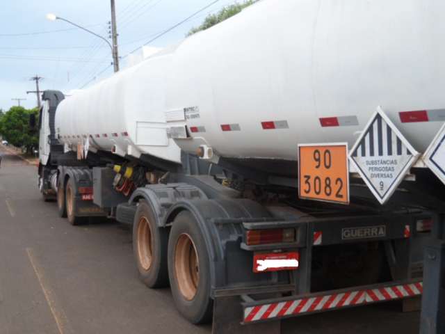 Transportadora de MT &eacute; autuada em R$ 22 mil por tr&aacute;fego irregular na MS-306