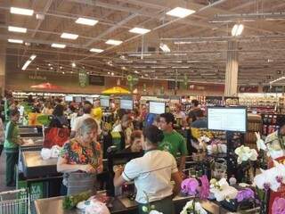 Redes de supermercados oferecem 125 vagas de trabalho em Campo Grande