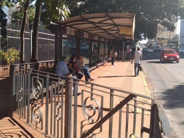 Com&eacute;rcio abre normalmente e mototaxistas lucraram em dia de paralisa&ccedil;&atilde;o