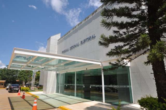 Nove candidatos t&ecirc;m at&eacute; hoje para registrar candidatura a prefeito