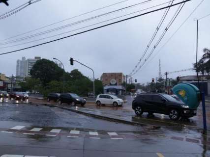 Energisa recebe 800 pedidos de reparos durante chuvarada na Capital