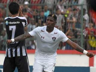 Yony González comemora gol contra o Resende (Foto: Fluminense/Divulgação)
