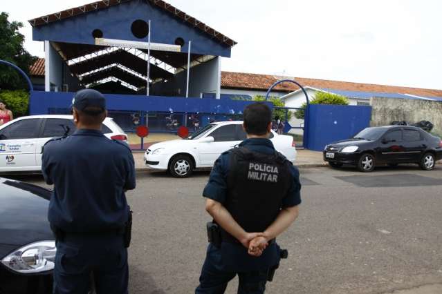 Justi&ccedil;a libera alunos acusados de abusar de menino em escola