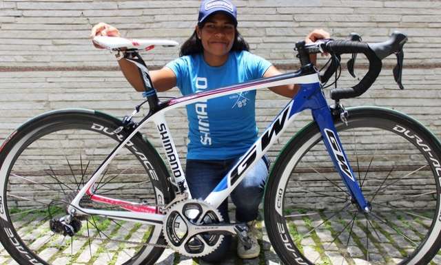 Ciclista de Coxim disputa torneio na Argentina em equipe s&oacute; de mulheres