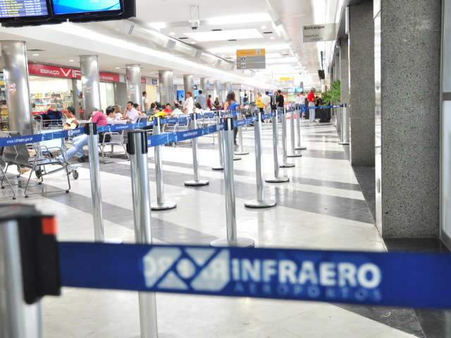  Infraero diz que loja com ar desligado causou problema no aeroporto