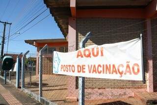 No bairro Caiçara, vacinas acabaram ontem e quem procura o local precisa percorrer a cidade (Foto: Marcos Ermínio)