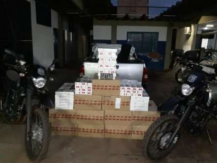 Mulher é presa em residência com carga de R$ 30 mil em cigarros do Paraguai 