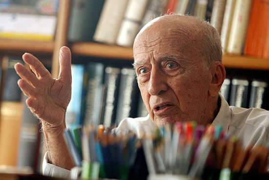  Morre no Rio, aos 88 anos, o escritor Mill&ocirc;r Fernandes