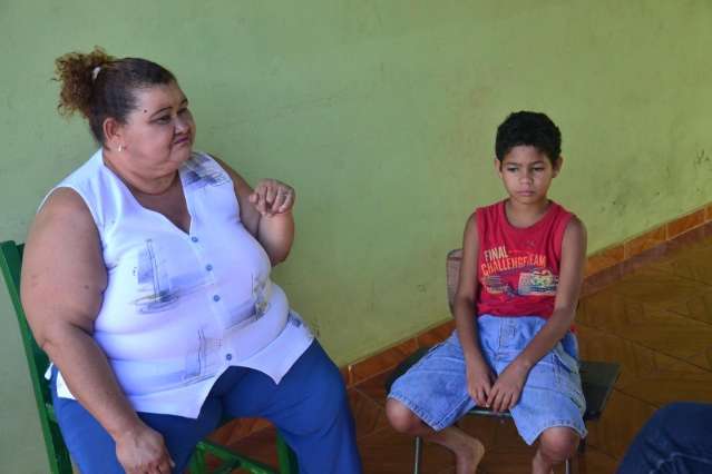 Ap&oacute;s procurar a imprensa, m&atilde;e consegue vaga para o filho em escola do Oliveira