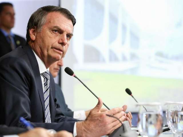 Presidente diz que al&iacute;quota do imposto de renda poder&aacute; ser reduzida