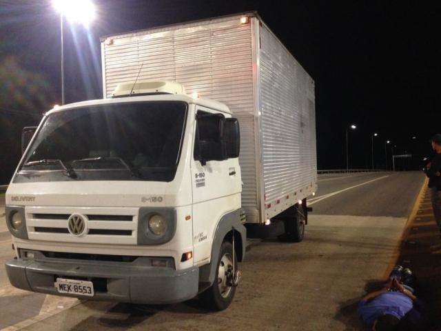 Pol&iacute;cia Federal apreende R$ 300 mil em cigarros  do Paraguai