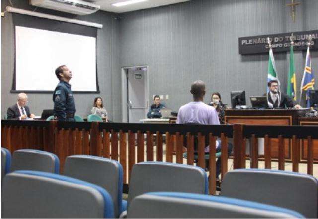 Flanelinha que matou por causa de R$ 15 &eacute; condenado a 5 anos de pris&atilde;o 