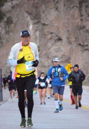 Aos 60 anos, Paulo C&eacute;sar come&ccedil;ou a correr e aos 66 vai encarar ultramaratona