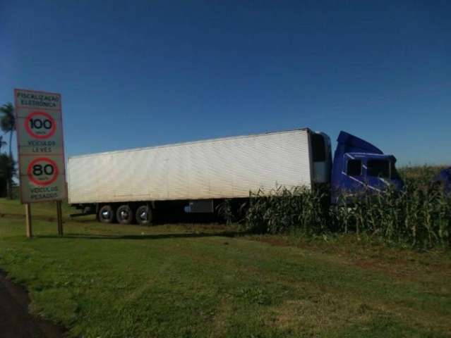 Homem de 53 anos morre preso &agrave;s ferragens em acidente perto de Rio Brilhante
