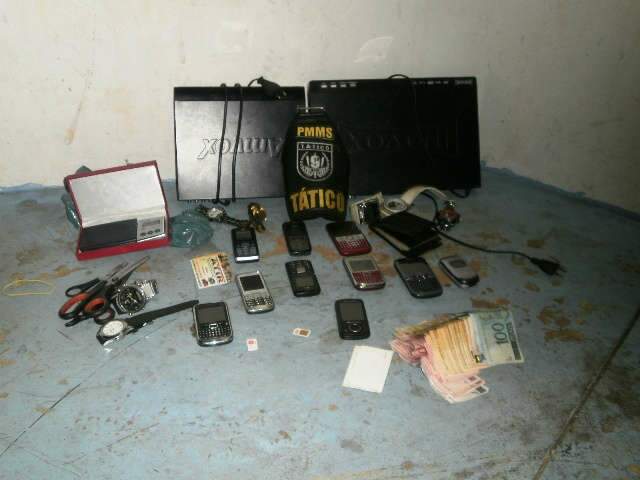  Traficante &eacute; preso quando saia para fazer entrega de drogas na Vila Marli