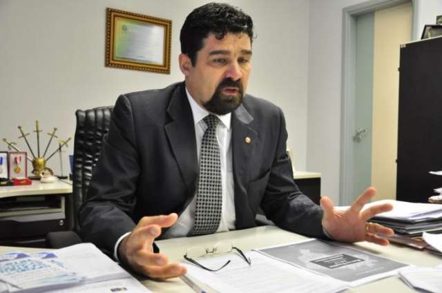 Promotor diz que vai entrar com a&ccedil;&atilde;o contra organiza&ccedil;&atilde;o de show