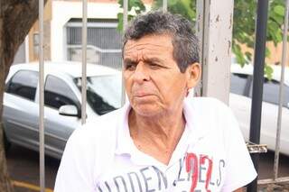 Evilásio Lúcio diz que recebeu ajuda financeira sem pedir , ele quer preservar sua fé em 2014 (Foto: Marcos Ermínio)