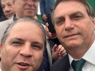 Deputado Carlos Alberto David dos Santos com presidente Jair Bolsonaro (Foto: Divulgação)