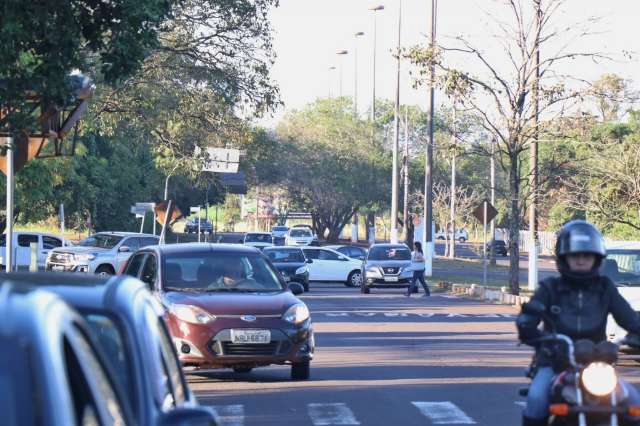 Presidente do TJ derruba liminar e continuam valendo 8h para servidor