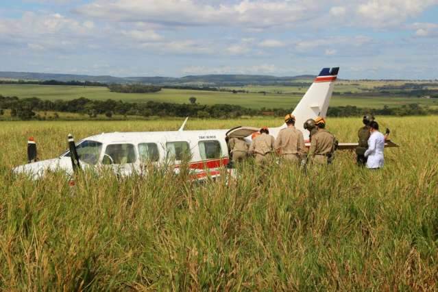 Per&iacute;cia deve concluir nesta ter&ccedil;a trabalhos em avi&atilde;o que transportava globais