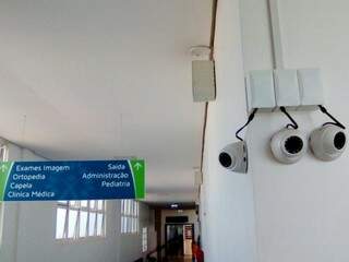 Áreas sensíveis como acesso a leitos hospitalares,
maternidade e estacionamento estão sob vigilância (Foto: Divulgação/HRJSN)
