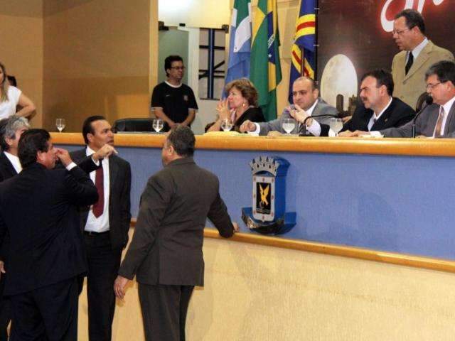 Congelamento do IPTU envolve &quot;mea culpa&quot; e &quot;retalia&ccedil;&atilde;o&quot; a Bernal