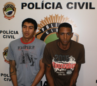 Leandro e Adalberto foram presos suspeitos de terem atirado em policiais. (Foto: Divulgação)