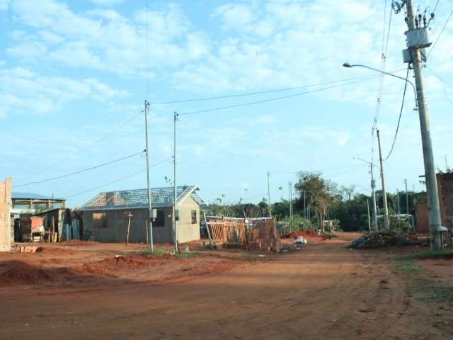 Pol&iacute;cia Federal vai &agrave; aldeia urbana em opera&ccedil;&atilde;o contra mil&iacute;cia