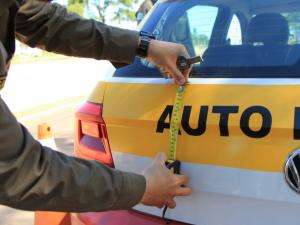 Em blitz focada nas auto-escolas, Detran flagra at&eacute; pneus carecas