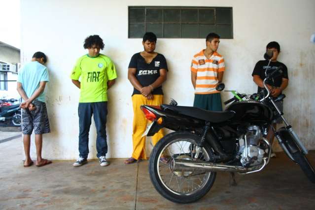 Menino de 14 anos baleou PM durante tentativa de assalto no Panam&aacute;