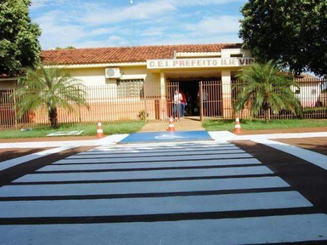 Para in&iacute;cio das aulas, escolas e creches recebem sinaliza&ccedil;&atilde;o de tr&acirc;nsito