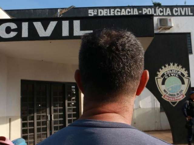 Liberado h&aacute; um m&ecirc;s de Unei, ladr&atilde;o tenta assaltar morador e acaba preso