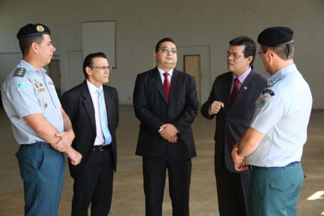 Guarda treina com armas n&atilde;o letais para iniciar policiamento ostensivo
