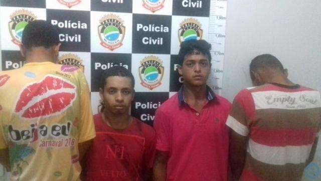 Quatro confessam julgamento e assassinato de jovem decapitada
