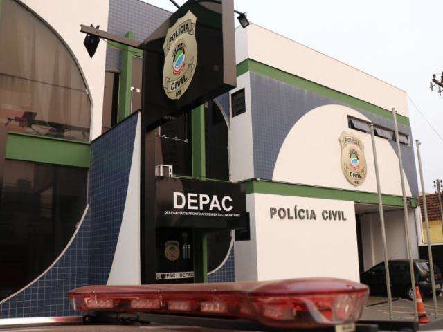 Ao sair de casa de namorada, rapaz leva dez facadas de desconhecido