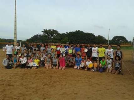 Circuito Escolar de Beach Tennis reúne 60 estudantes de 12 a 17 anos  