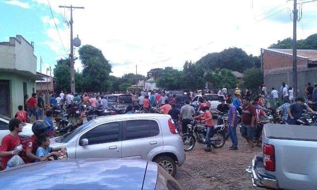 Menino de dois anos &eacute; baleado e morre em tiroteio na fronteira