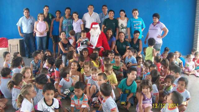  Assetur ajuda Papai Noel a distribuir brinquedos a 3.409 crian&ccedil;as na Capital
