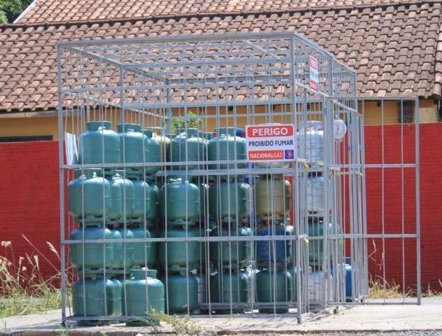 Pre&ccedil;o do g&aacute;s de cozinha cai 5% nas refinarias a partir de sexta-feira