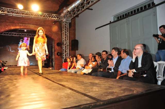 Armaz&eacute;m Cultural tem feira de cal&ccedil;ados, couro e vestu&aacute;rio at&eacute; quinta