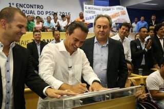 Antonio Lacerda (á direita) será o Secretário de Governo de Marquinhos Trad. (Foto: Facebook PSD) 